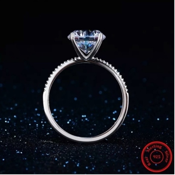 3Ct Zircon Sterling Silver Ring! VIDEO AVAILABLE! - Picture 9 of 11